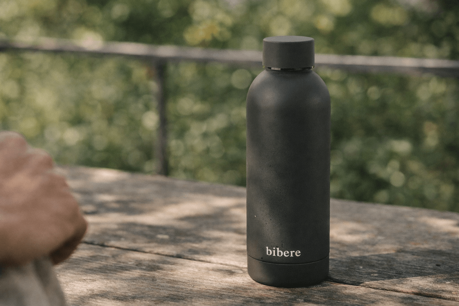 Bibere Bottle – Premium Edelstahl Trinkflasche Midnight Black - Bibere