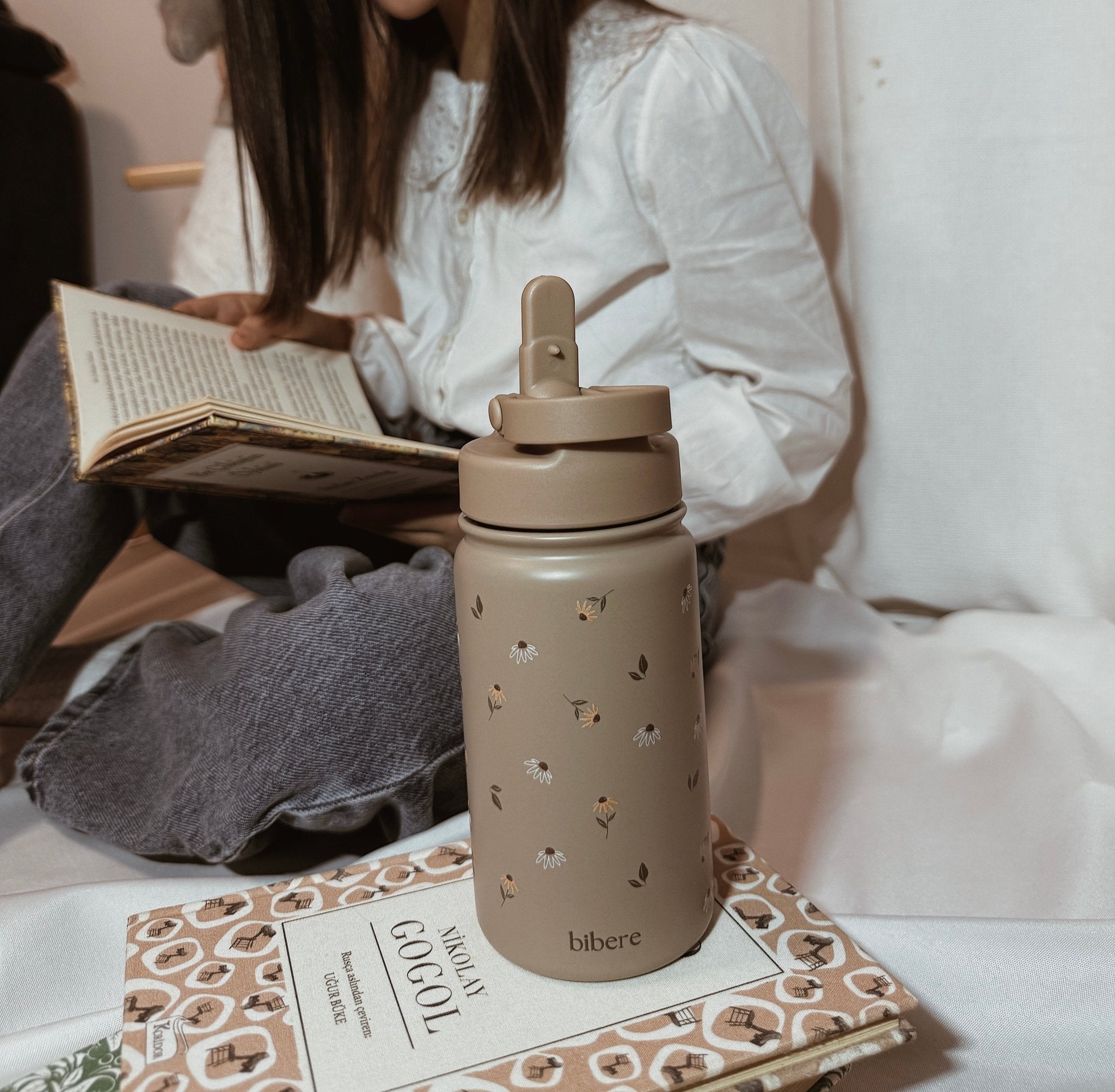 Bibere Kids Bottle – Daisy Sand - Bibere